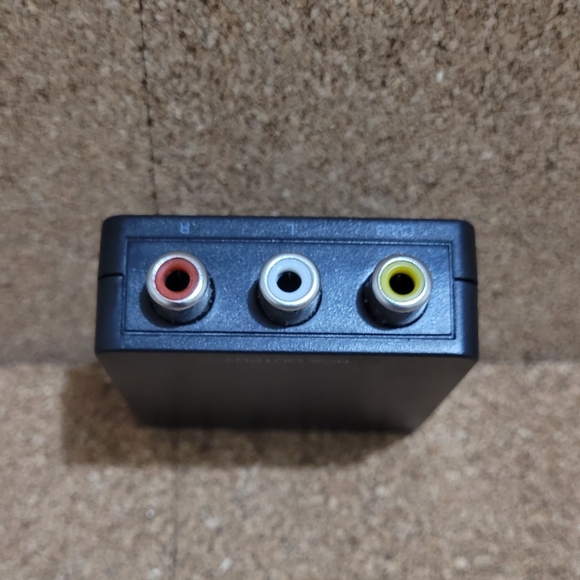 ONN HDMI to Composite AV Adapter RCA. - Picture 2 of 5